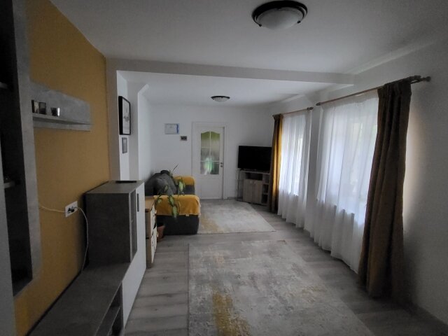 Bucurestii Noi, casa, 4 camere, constructie 1970, teren 259 mp,